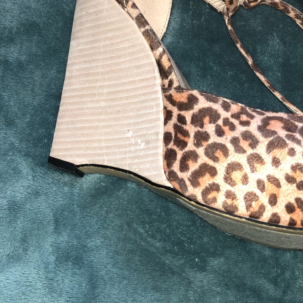 Wedges - Picture 2 of 4